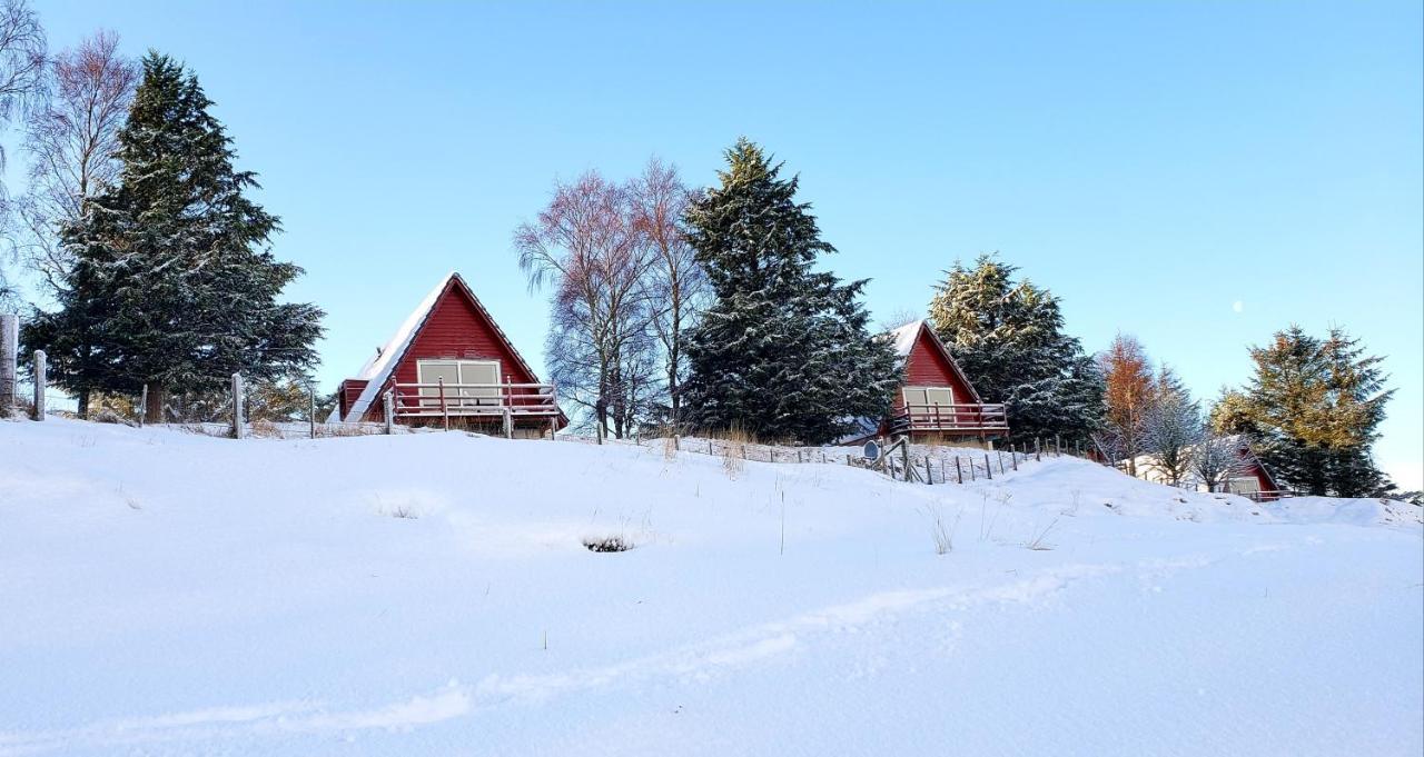 Highland Glen Lodges Rogart Экстерьер фото