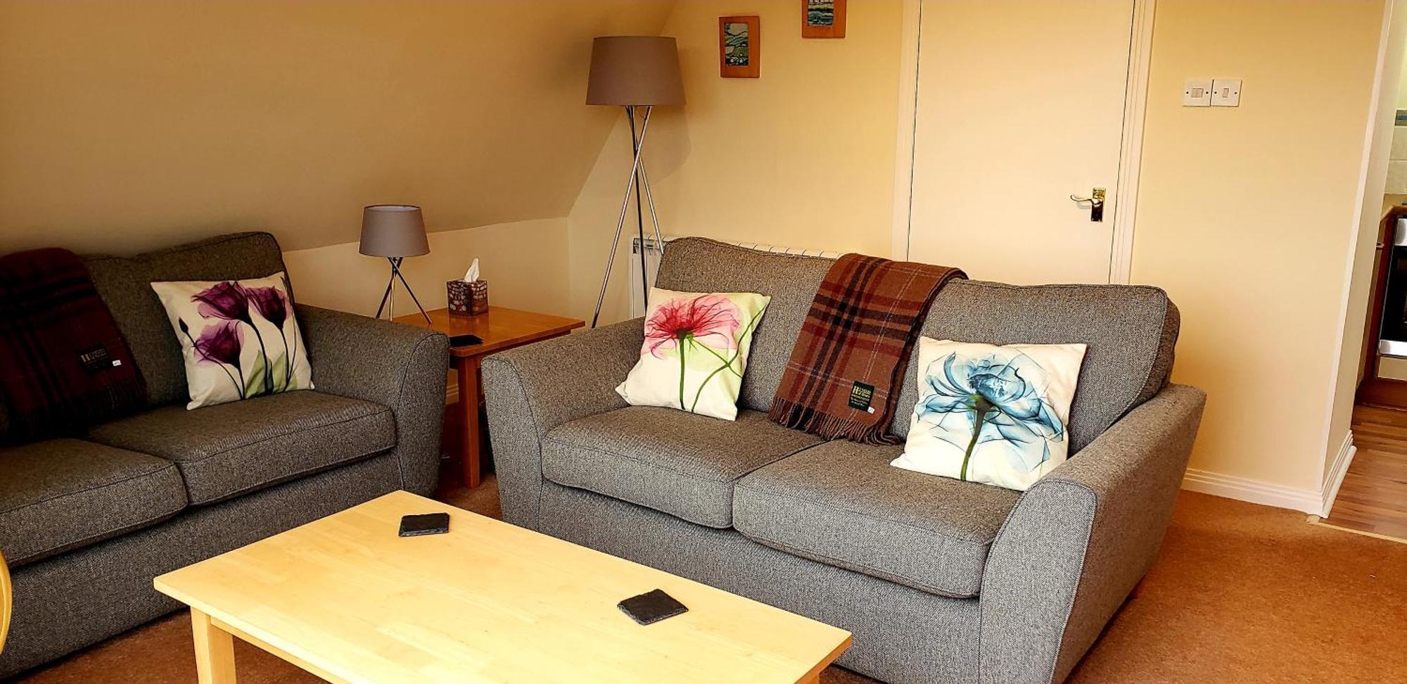 Highland Glen Lodges Rogart Экстерьер фото
